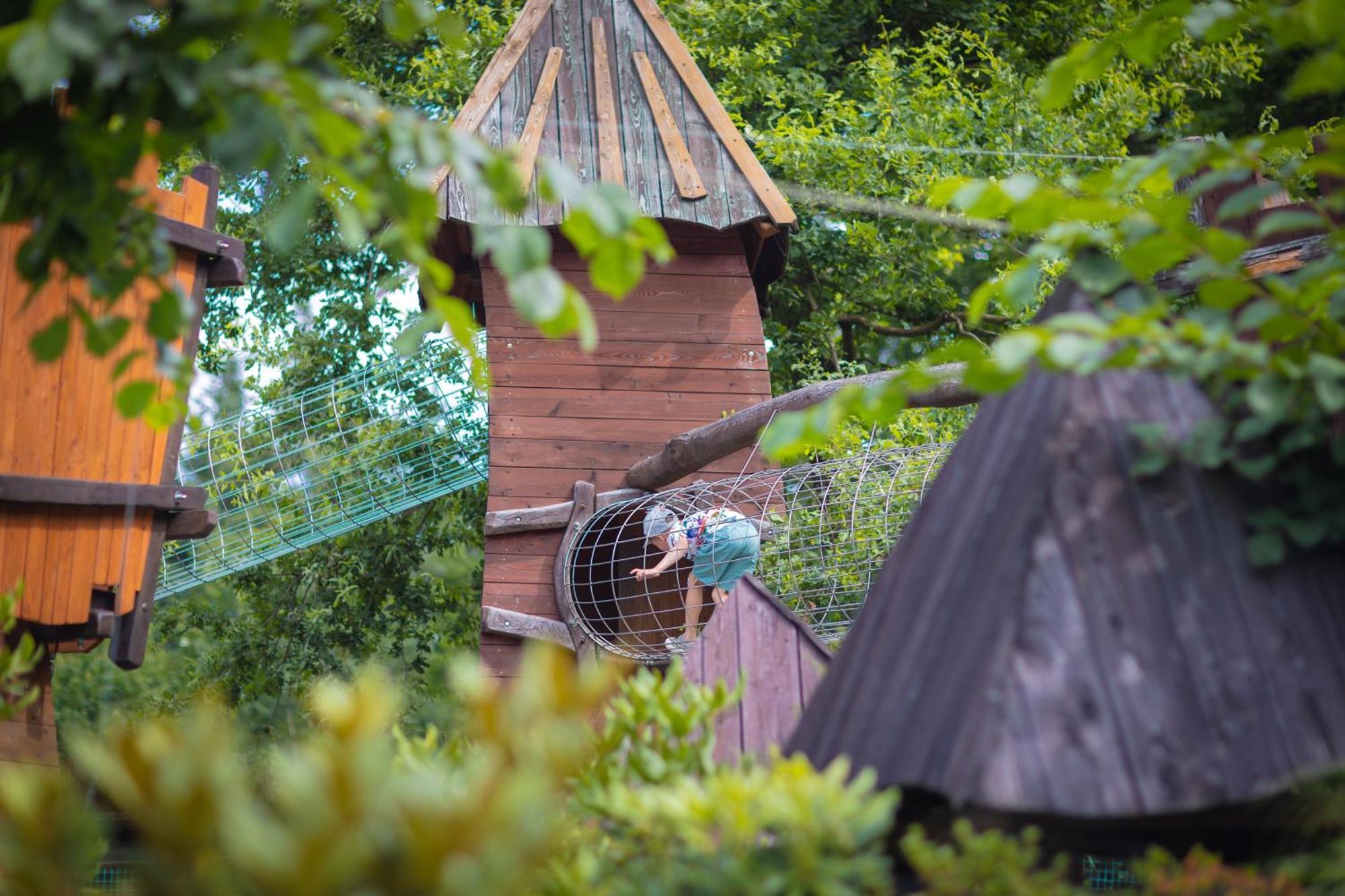 Hotel & Spa Czarny Gron ชีกี ภายนอก รูปภาพ